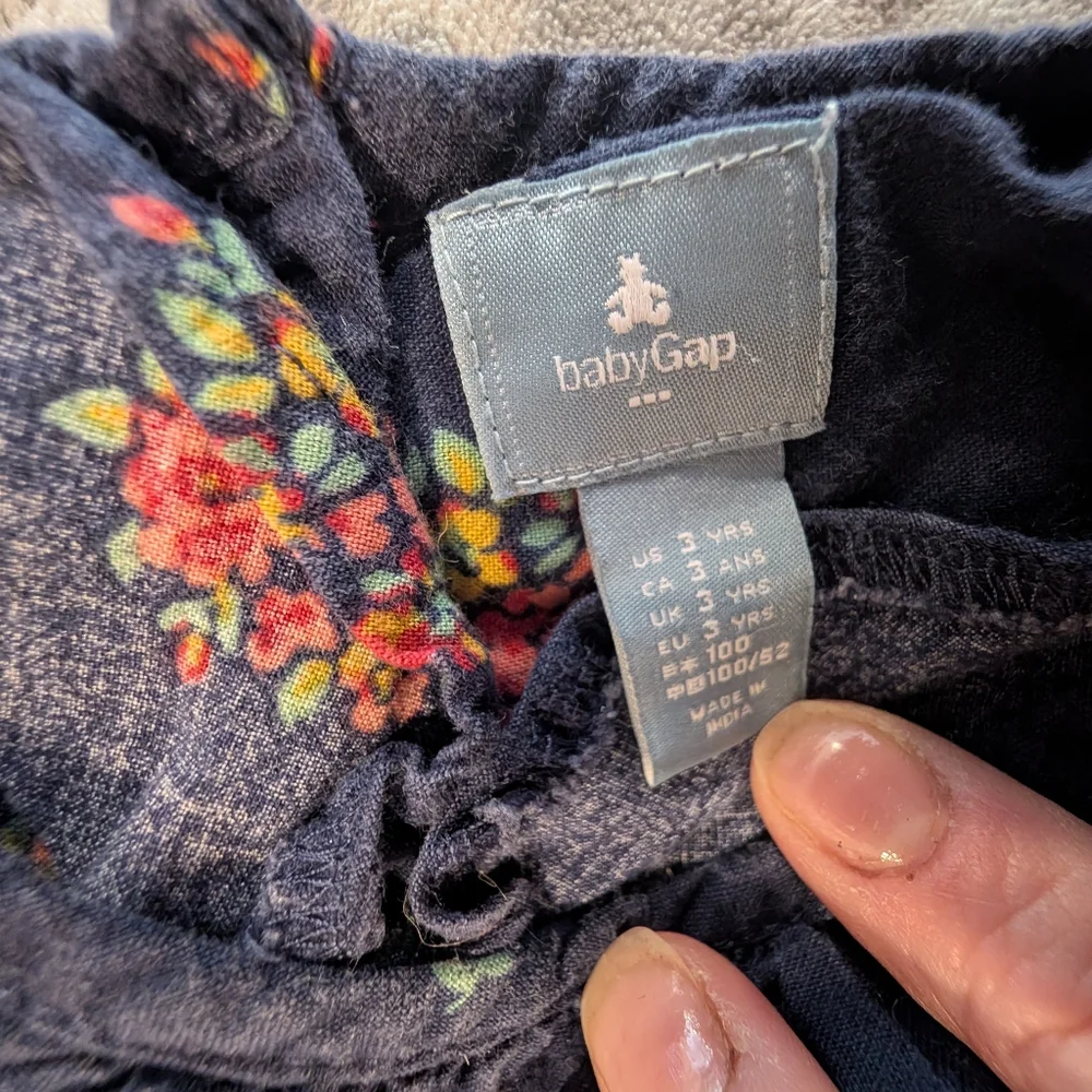 GAP charming navy